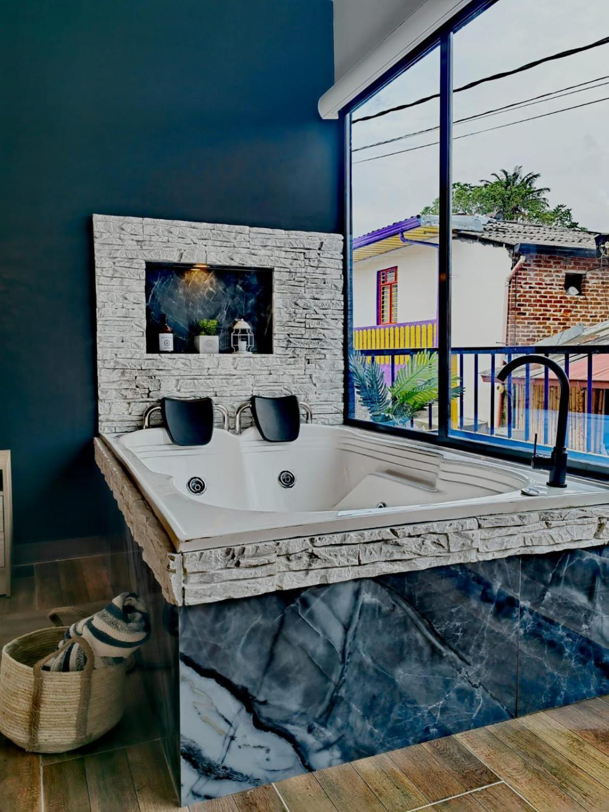 Habitacion Deluxe 2 Con Jacuzzi A 20 Mt Del Parque 살렌토 외부 사진