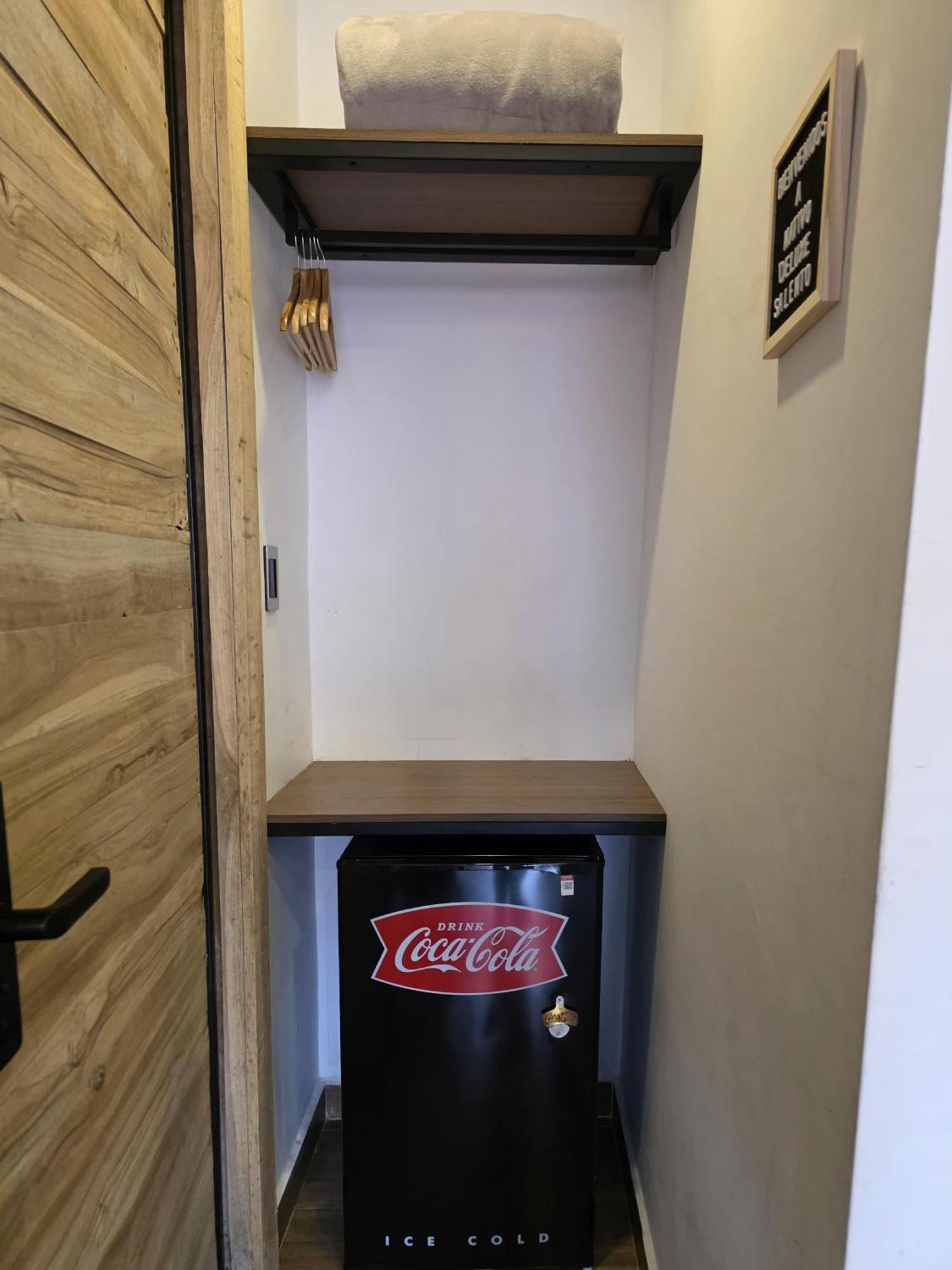 Habitacion Deluxe 2 Con Jacuzzi A 20 Mt Del Parque 살렌토 외부 사진